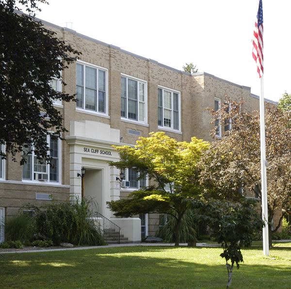 Sea Cliff School Outside Daytime
